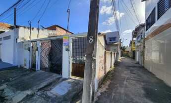 Imagem 2: VENDO CASA COM ÓTIMA LOCALIZAÇÃO NO BAIRRO ANTÔNIO BEZERRA