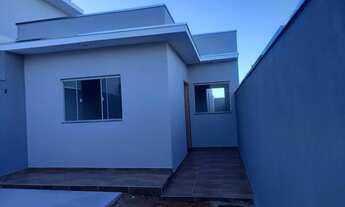 Imagem 2: Casa recém construída!¡!