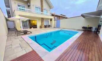 Imagem: Belíssima casa a venda no Parkway