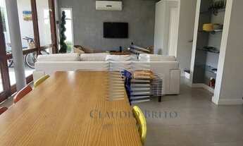 Imagem: Village com 4 dormitórios à venda, 233