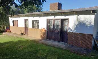 Imagem 2: Requinte oferece lindo sítio com 9 ha na Cascata ao lado do Parque Stone Land, com casa de