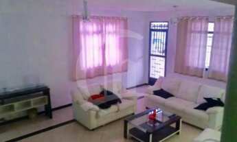 Imagem 4: Casa de Esquina de Andar, com 3 Pavimentos no Santo Antônio