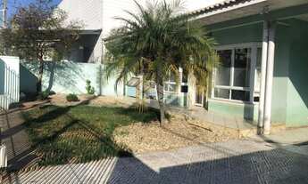 Imagem 2: CASA AMPLA COM 3 QUARTOS SENDO 1 SUÍTE E 2 VAGAS NO ABRAÃO FLORIANÓPOLIS