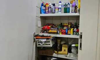 Imagem 6: Vendo apartamento com quatro quartos, sendo duas suítes, duas salas, e três vagas de garag
