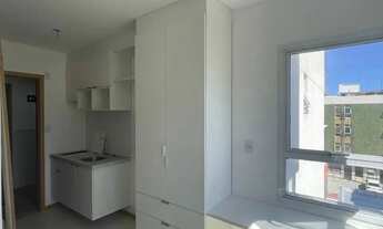 Imagem 3: Imóvel para aluguel e venda possui 16 metros quadrados com 1 quarto em Amaralina - Salvado