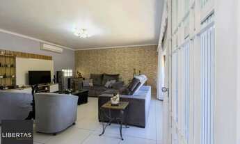 Imagem 7: Casa de alvenaria, 4 dormitórios, 2 suítes, bairro Cristal