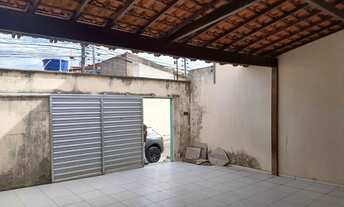 Imagem 5: CASA NA DIVINEIA