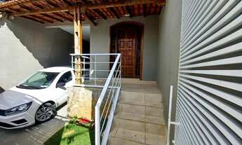 Imagem: Casa de 03 quartos à venda no bairro Nova