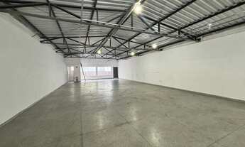 Imagem 7: ALUGO SALA COMERCIAL 200m2. R$2.200