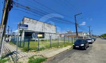 Imagem 4: Terreno em excelente localização com espaço amplo na Av. Francisco Porto