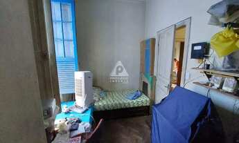 Imagem 4: Apartamento tipo casa, 4 quartos, 3 banheiros, 2 cozinhas, despensa, área coberta