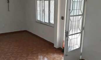 Imagem 3: ALUGO ou VENDO CASA DUPLEX + GALPÃO Pxóx ao Centro de São João de Meriti-RJ