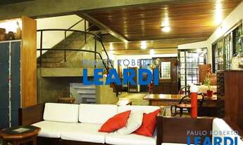 Imagem: SOBRADO - VILA MADALENA - SP