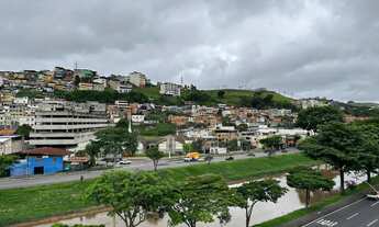 Imagem 3: 2 quartos com vaga no Centro para venda