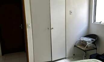 Imagem 3: Quarto em apartamento