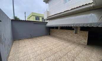 Imagem 3: Casa Linear de 2 Quartos, quintal e Garagem em Vila São João