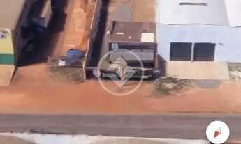 Imagem 2: Vende-se 02 terrenos de 720 m2 , com sala comercial construída de 62,5 m2 na AV Filinto