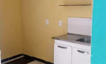 Imagem 3: Casa de fundos para casal ou pessoas só sem animais passagem compartilhada valor