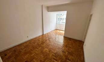 Imagem 4: Imóvel para venda tem 82 metros quadrados com 2 quartos em Copacabana - Rio de Janeiro - R