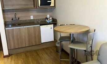 Imagem 2: Flat semimobiliado, uma vaga, no bairro Praia de Belas em Porto Alegre