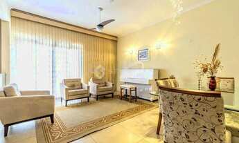 Imagem 5: Casa Espaçosa e Moderna em Localização Privilegiada com Piscina e Área Gourmet! M83S