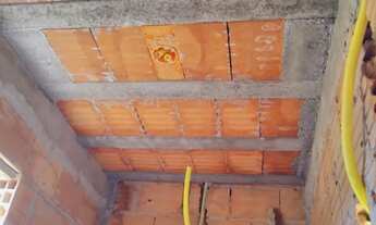 Imagem 2: Venda casa ? Casa com 2 dormitórios