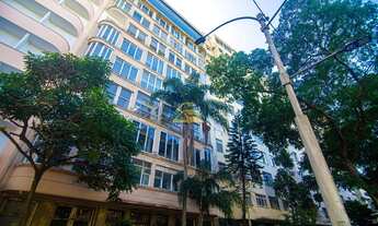 Imagem 2: Centro Galpão / depósito com 5 vagas na garagem