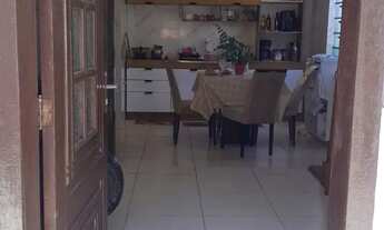 Imagem 3: Casa de dois pisos pra vender