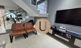 Imagem 2: Luxuoso Sobrado com 3 dormitórios à venda, por R$ 950.000 - Parque Terra Nova II - São Ber