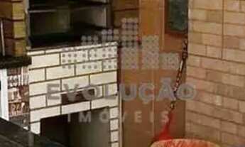 Imagem 3: Casa à Venda com Piscina e Espaço Gourmet no Bairro Passa Vinte Palhoça/SC