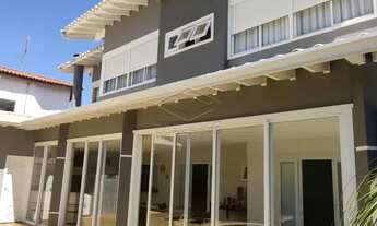 Imagem 2: Luxuosa Casa com Área Gourmet, Piscina Aquecida e Suíte Master no Residencial Tivoli I - B