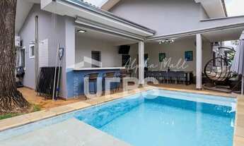 Imagem: Imóvel para venda possui 252 metros quadrados