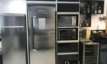 Imagem 7: Sobrado para venda possui 370 metros quadrados com 4 quartos