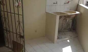 Imagem 4: Apto - 2/4; 1 banheiro + Dependência + Área de Serviço