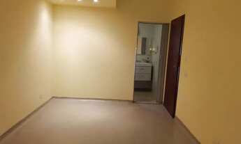 Imagem 4: Sobrado com 419 m², 5 quartos, 3 suítes, 4 vagas, galpão, varanda - Aceita Permuta - Metrô