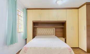 Imagem 6: Casa térrea com espaço gourmet, 2 quartos, 1 banheiro, 3 vagas, Bairro Alto - Curitiba