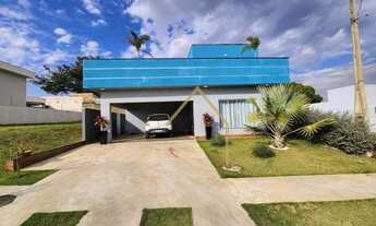 Imagem 2: Casa com 4 dormitórios, 250 m² - venda por R$ 1.600.000 ou aluguel por R$ 9.730/mês - Lote