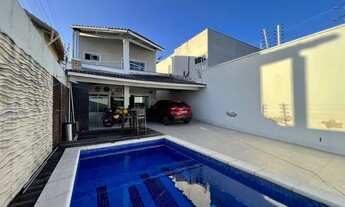 Imagem 1: Casa Duplex com 200m, 4 suites, 3 vagas de garagem e piscina