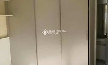 Imagem 2: PORTO ALEGRE - Apartamento Padrão - Jardim Sabará