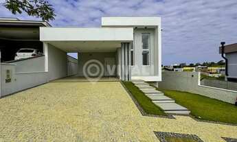 Imagem: Casa em Condomínio - / Residencial / Residencial