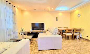 Imagem 3: Sobrado para venda em Jardim Cecy com 2 quartos , 210m²