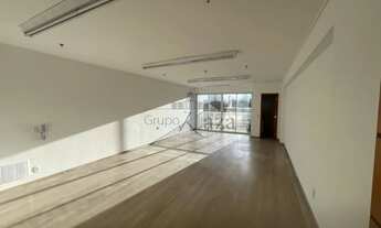 Imagem: Oportunidade - Sala Comercial - 811 Executive
