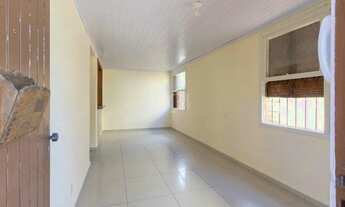 Imagem 3: Casa térrea no Residencial Butui, possui 3 dormitórios, living espaçoso, cozinha funcional