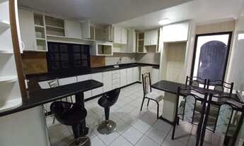 Imagem 3: CASA À VENDA Casa com 5 dormitórios