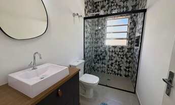 Imagem 3: Quarto e sala na Ponta da Praia