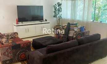 Imagem 4: Espetacular Casa Jardim Karaiba