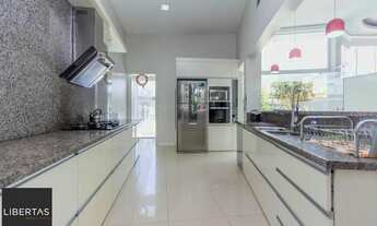 Imagem 5: Casa Alto Padrão 3 dormitórios, 2 suítes, 4 banheiros, 4 vagas/box, Bairro Santo