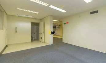 Imagem 7: Casa comercial para locação em Moema, São Paulo-SP, com 4 salas, 6 banheiros, 12 vagas de