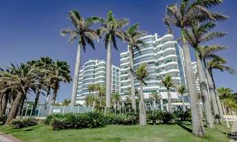 Imagem 7: Apartamento frente mar pronto pra morar! Com 3 suítes e 4 vagas de garagem na Praia Brava