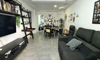 Imagem 2: Imóvel para venda possui 80 metros quadrados com 2 quartos em Praia da Costa - Vila Velha